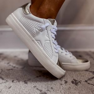 NWOT Vintage Havana Sneakers